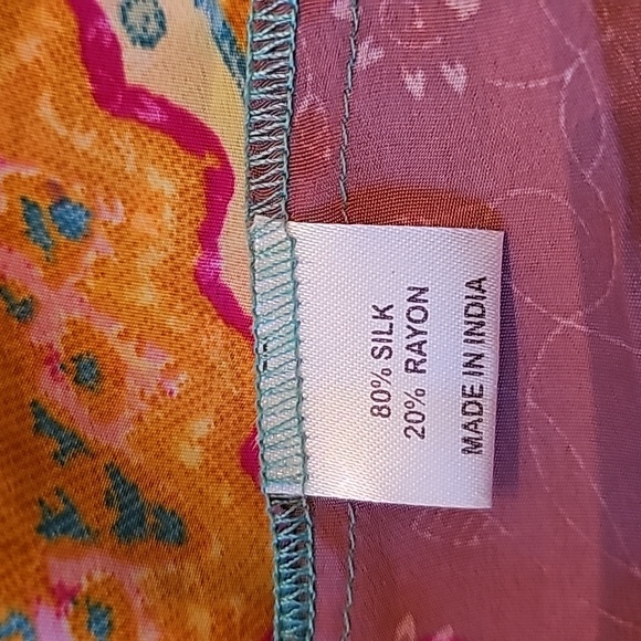 NWOT women's maxi dress,Size S/M. 80% silk 20% rayon.Made in India. - Picture 10 of 11